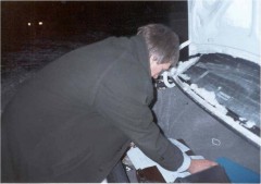 1995 Pierwszy Rektorat, który mieścił się w bagażniku samochodu prof. J. Posłusznego.